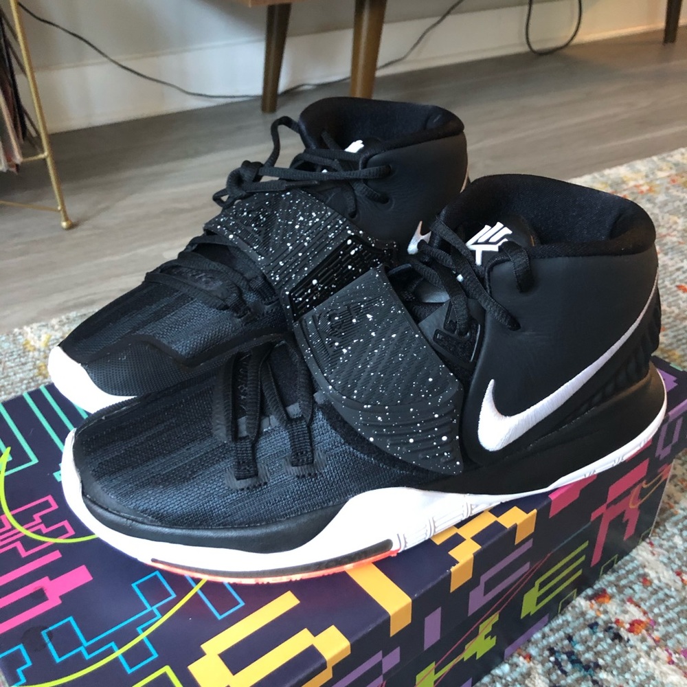 Nike Kyrie 6 Basketball Shoes
